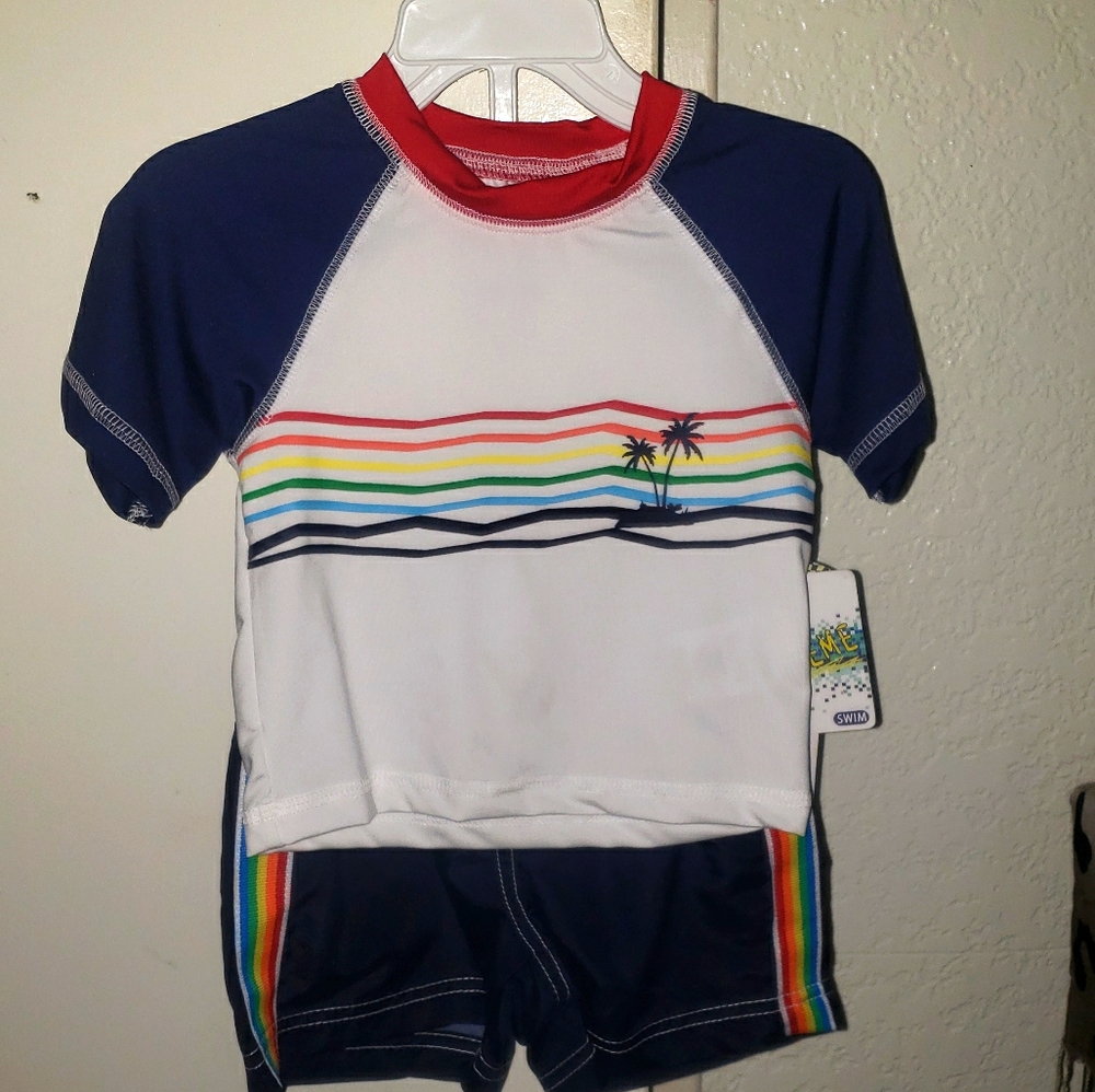 🌈NWT infant swim outfit w/UV protection 🏳